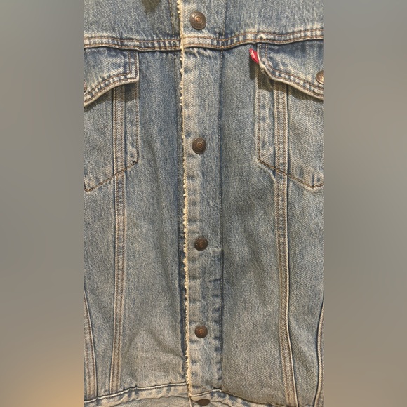 Levi’s denim and Sherpa jacket - Picture 3 of 6